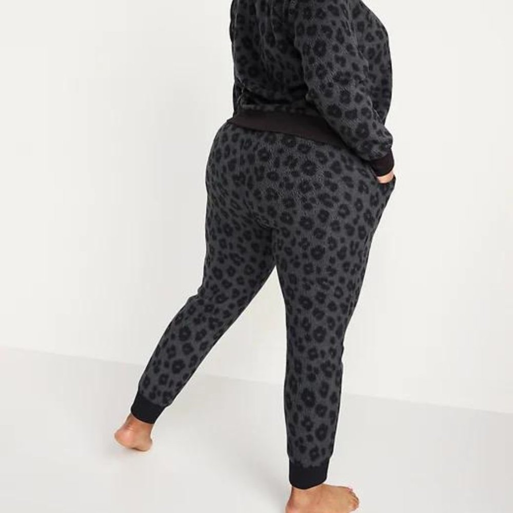 Old Navy Mid-Rise Vintage Sherpa Sweatpants for Women New - Picture 7 of 7